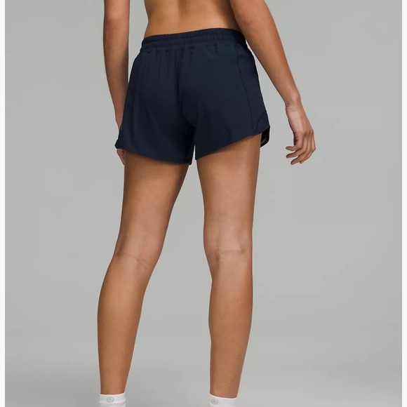 Lululemon Hotty Hot short 4” lined - Picture 3 of 13
